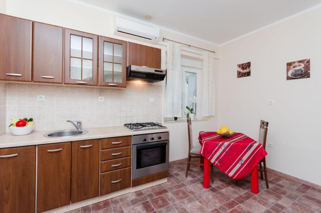 Apartment Aleksandra Rijeka Exterior photo